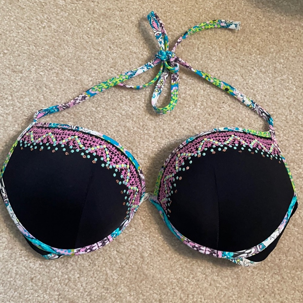 Victoria’s Secret Push-up Bikini Top